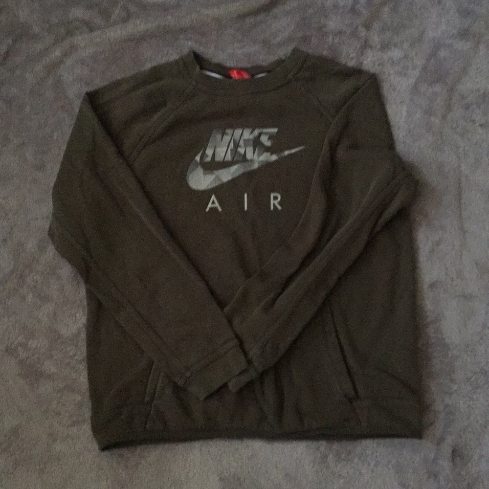 Dark green Nike pullover sweater